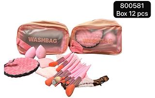 Necessaire com acessorios